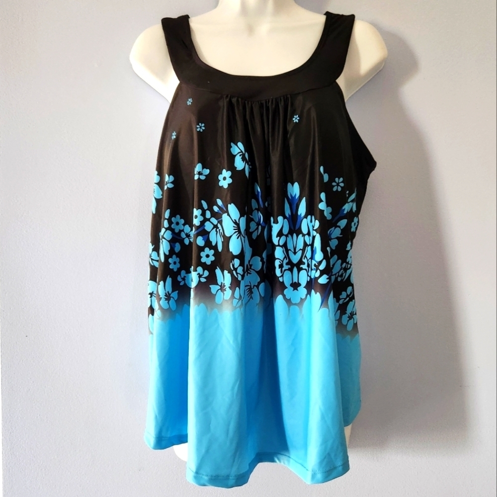 Rekita Bathing Suit Top *NWT*
